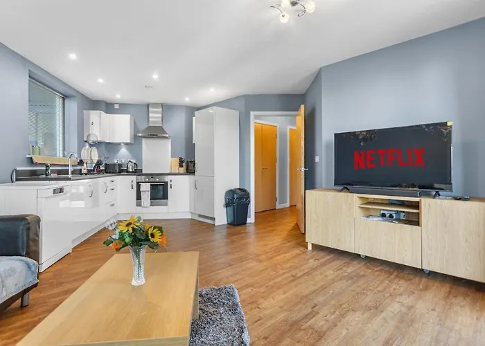 Modern 2 Bed Apartment Near Bullring,Birmingham City Centre - Free Parking